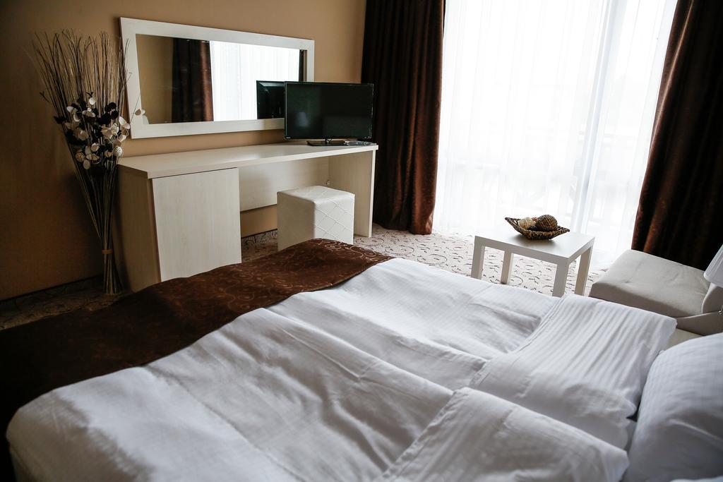 Einstein House & Spa Марчево Екстериор снимка