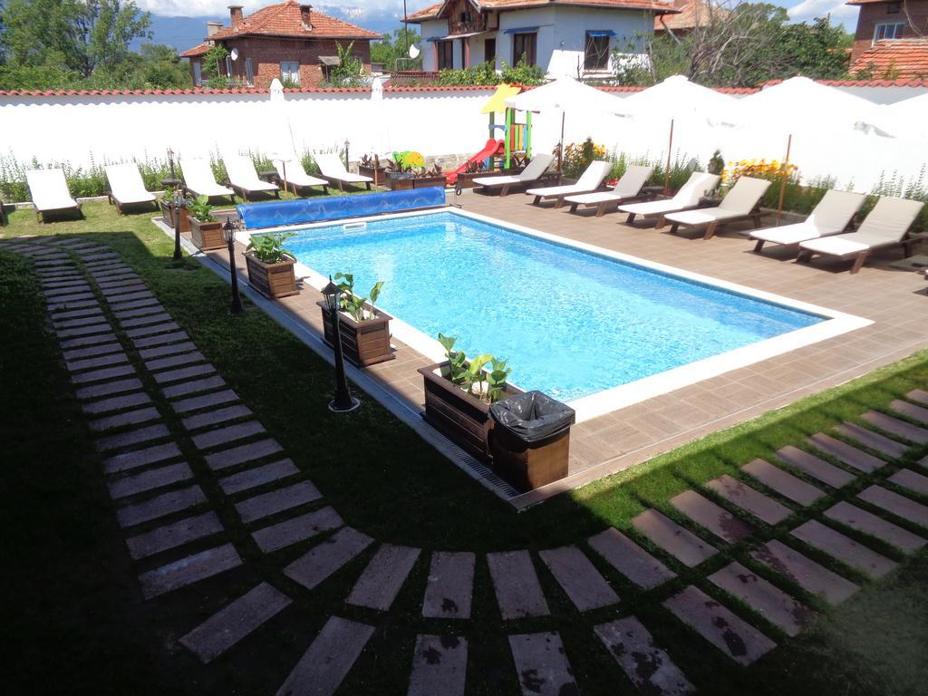 Einstein House & Spa Марчево Екстериор снимка